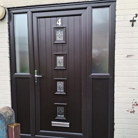 4 Mereside Walk Manchester Exterior photo
